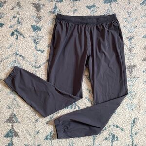 Gymshark Women's Large Dark Gray Nylon Jogger Pants